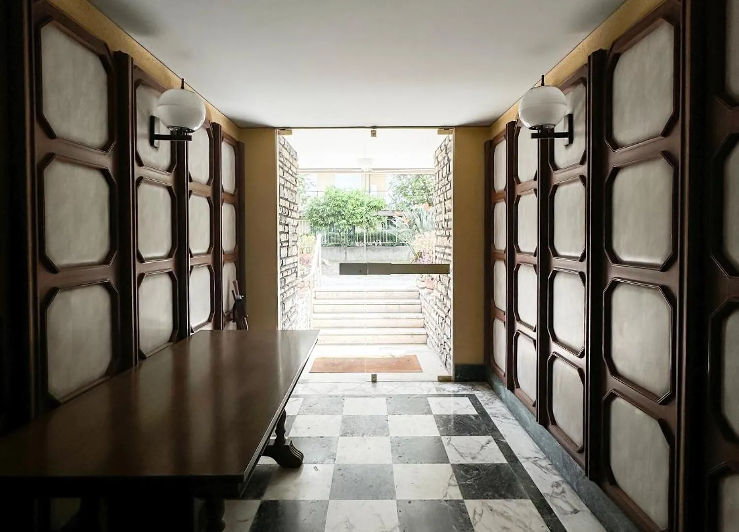 Hotel Casa Febo, In Centro Con Parcheggio Privato A 200 Mt Dal Mare Bordighera 0*,